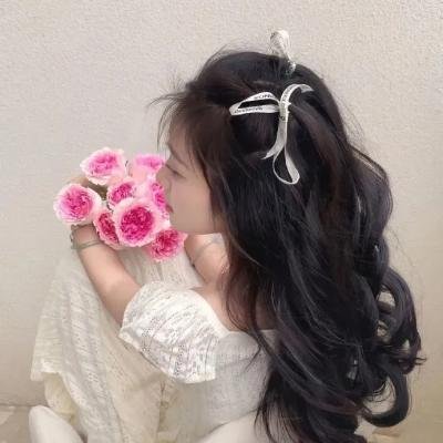 舞社里的酷女孩